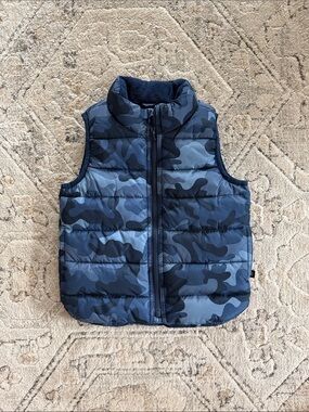 Gap Boys 3T Blue Camo Puffer Vest